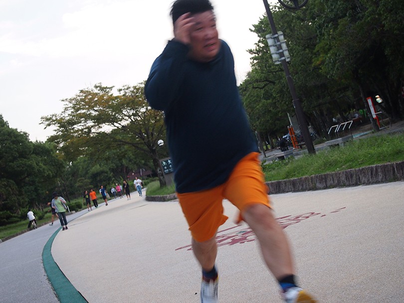 ぽっちゃりおデブメンズが100m走を本気で走る Posibig ポジビッグ