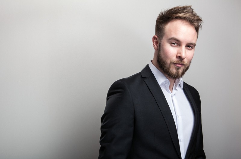 女子ウケには 清潔感 が必須条件 おデブ男子にオススメのヘアスタイル3選 Posibig ポジビッグ