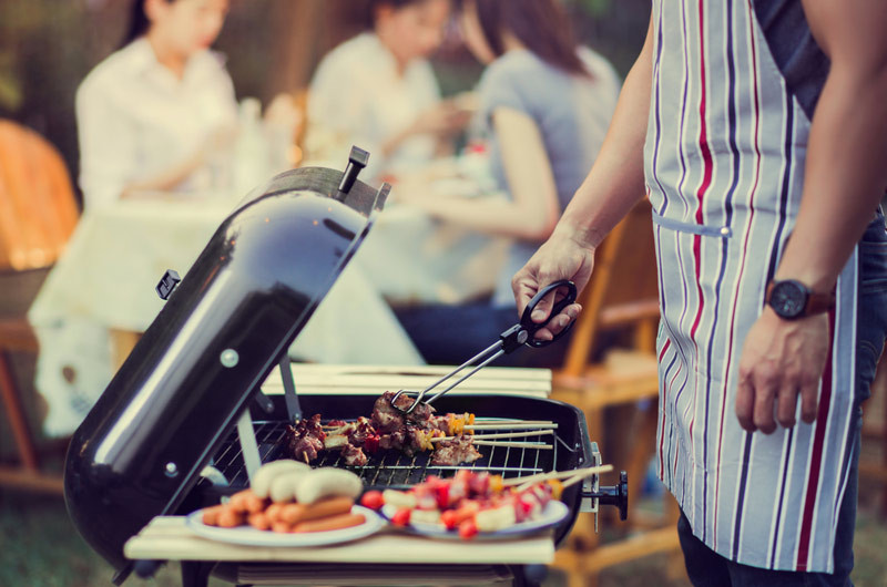 ガタイの良い男子がbbqでモテるポイント 5カ条 都内のbbq場情報掲載 Posibig ポジビッグ