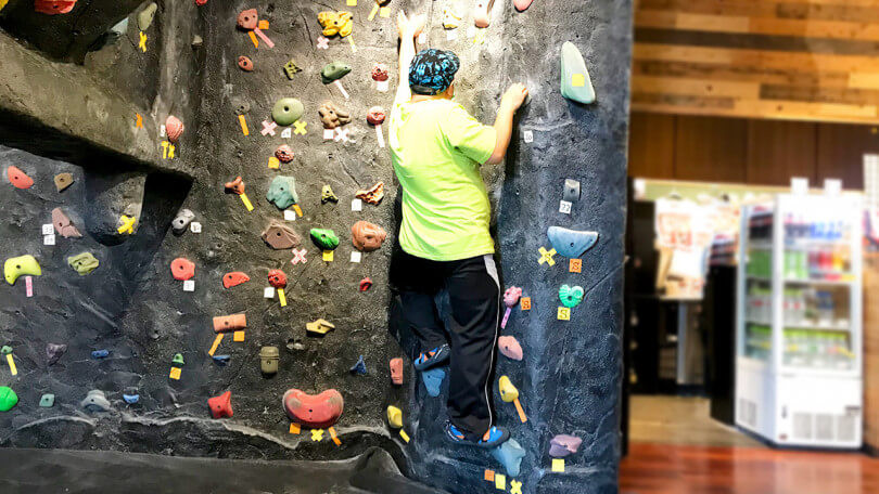 100kgのぽっちゃりメンズでも登れるのか ボルダリングに挑戦してみた Posibig ポジビッグ